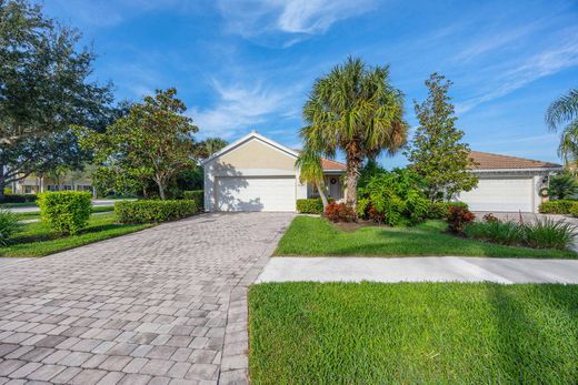 Detached House in Naples, Collier County