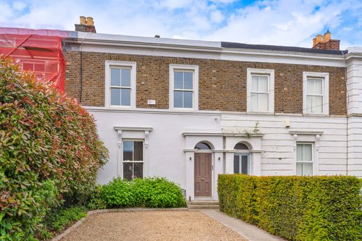 Detached House in Dublin, Dublin City