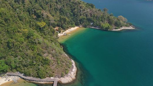 Land in Angra dos Reis, Rio de Janeiro