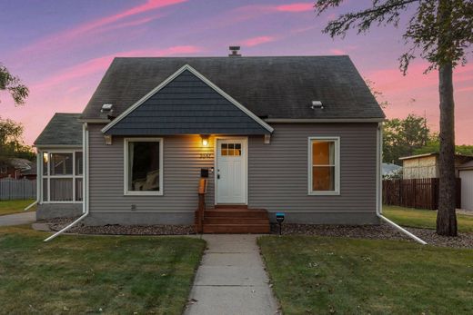 Detached House in Minneapolis, Hennepin County