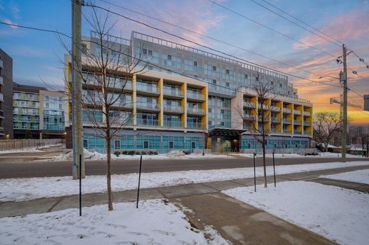 Apartment / Etagenwohnung in Waterloo, Ontario