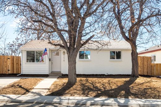 Einfamilienhaus in Englewood, Arapahoe County