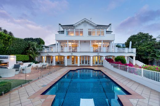 Luxury home in Auckland