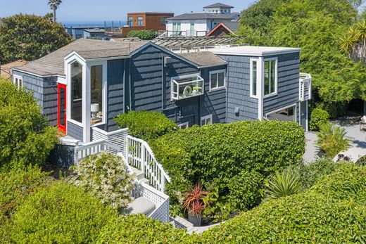 Detached House in Stinson Beach, Marin County