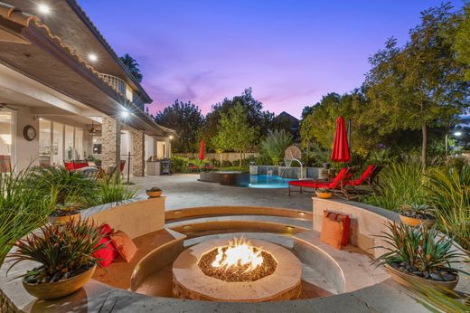 بيت مستقل ﻓﻲ Henderson, Clark County