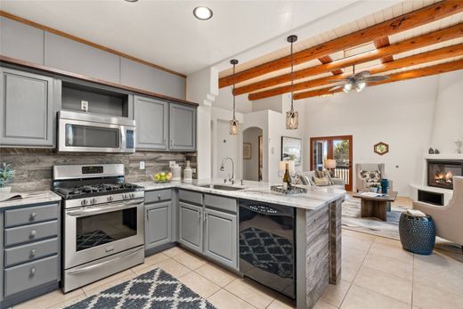 Detached House in Santa Fe, Santa Fe County