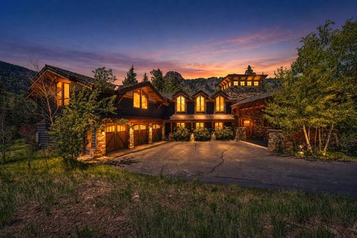 Luxury home in Durango, La Plata County