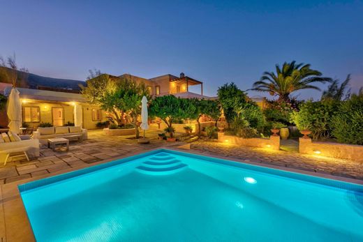 Βίλα σε Άνω Σύρος, Nomós Kykládon