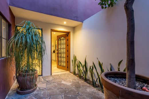 Detached House in San Miguel de Allende, Guanajuato