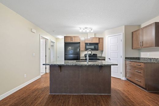 Piso / Apartamento en Airdrie, Alberta