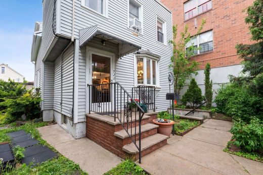Casa Independente - Union City, Hudson County