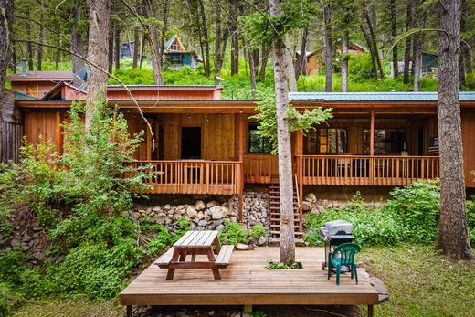 Luxury home in Gallatin Gateway, Gallatin County