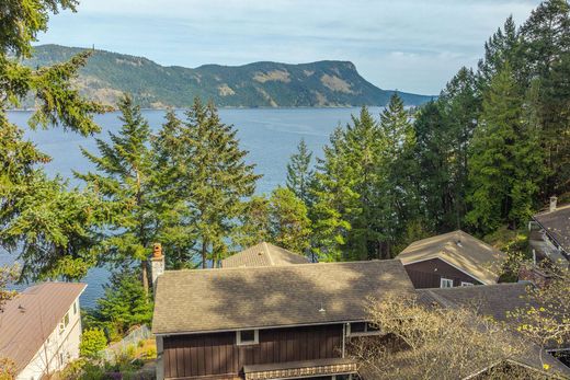 Semidetached House in Duncan, Cowichan Valley Regional District