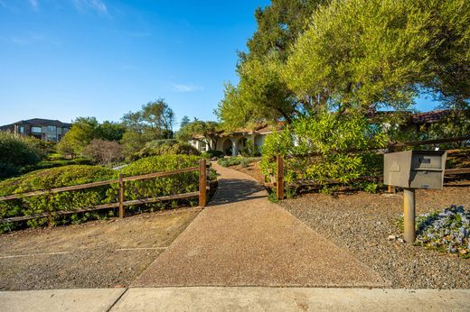 Detached House in Los Altos Hills, Santa Clara County