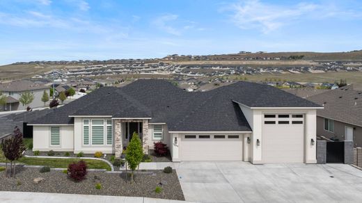 Detached House in Kennewick, Benton County