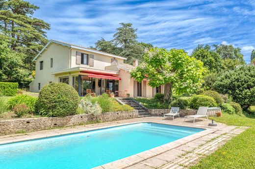 Detached House in Charbonnières-les-Bains, Rhône