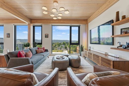Apartment / Etagenwohnung in Portland, Multnomah County