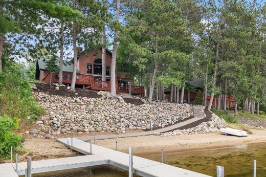 Vrijstaand huis in Cross Lake, Crow Wing County