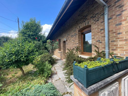 Villa Plurifamiliare a Wattrelos, North