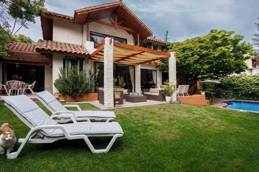 Casa Unifamiliare a Las Condes, Provincia de Santiago de Chile