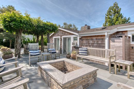 Detached House in Amagansett, Suffolk County