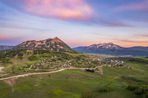 토지 / Mount Crested Butte, Gunnison County