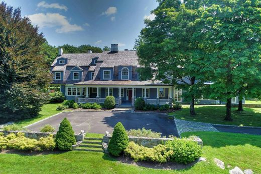 Detached House in Ridgefield, Fairfield County