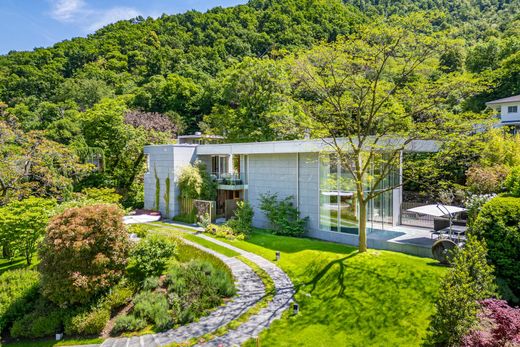 Detached House in Brusino Arsizio, Lugano