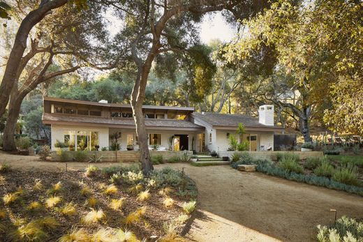 Calabasas, Los Angeles Countyの一戸建て住宅