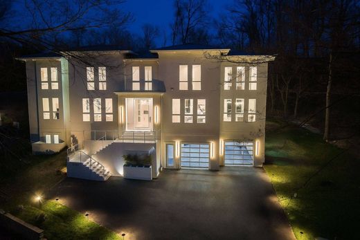 Casa Independente - McLean, Fairfax County