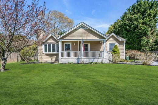 Casa en Hampton Bays, Suffolk County