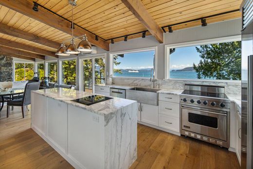 Detached House in Lopez Island, San Juan County