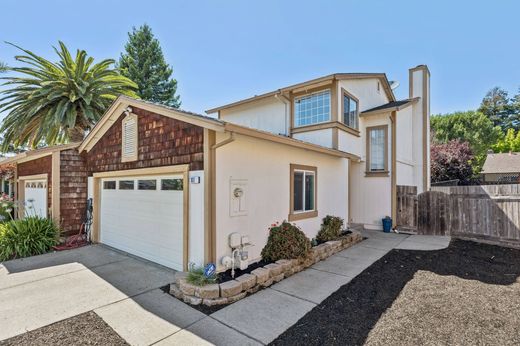 Detached House in Petaluma, Sonoma County