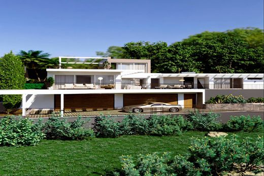 Detached House in Calheta, Madeira