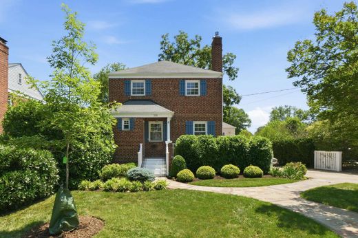 Detached House in Arlington, Arlington County