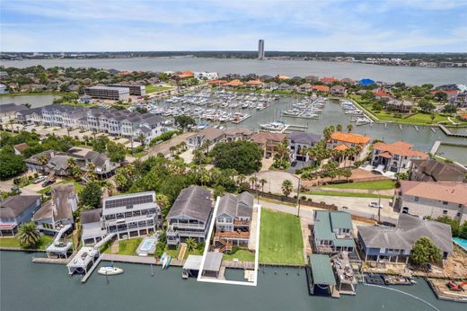 Detached House in League City, Galveston County