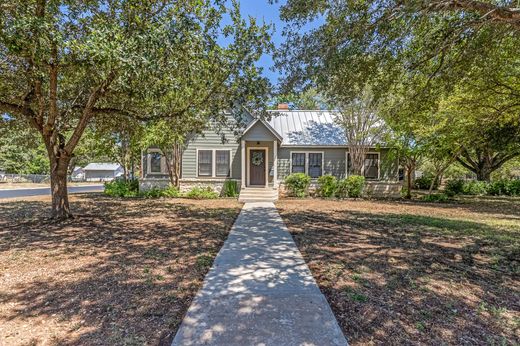 Detached House in Hondo, Medina County