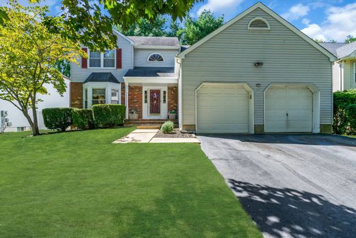 Detached House in Shrewsbury, Monmouth County