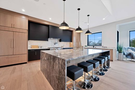 Detached House in Northbrook, Cook County