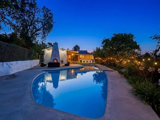 Luxury home in Rolling Hills Estates, Los Angeles County