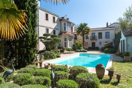 Semidetached House in La Rochelle, Charente-Maritime