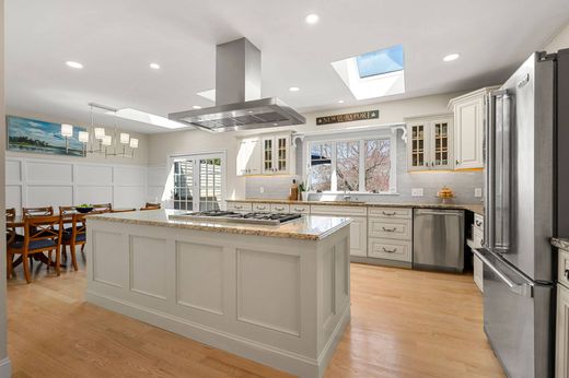 Apartment for sale in Newburyport