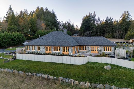 Detached House in Metchosin, Capital Regional District