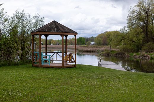 Dom jednorodzinny w Mallorytown Landing, Ontario