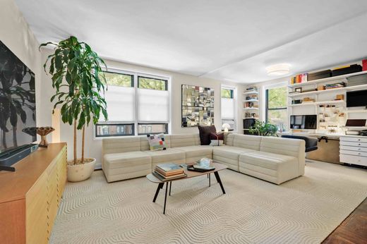 Luxury home in Brooklyn, Kings County