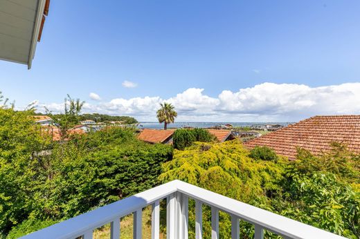 Detached House in Cap Ferret, Gironde