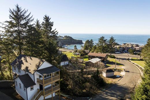Luxury home in Depoe Bay, Lincoln County