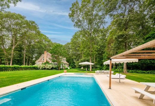 Detached House in Sagaponack, Suffolk County