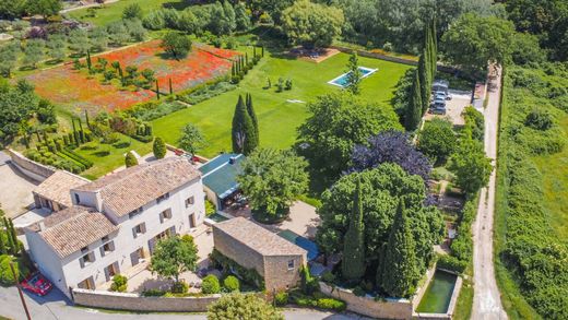 Detached House in Vaugines, Vaucluse