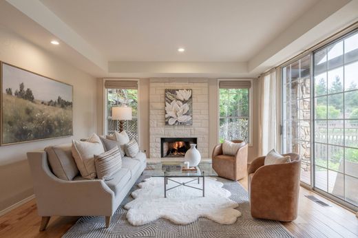 Apartment in Carmel Valley, Monterey County
